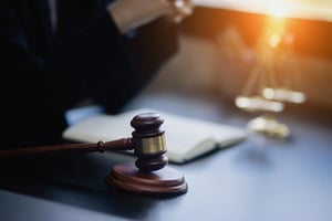 Decentralized Storage and Legal Hold